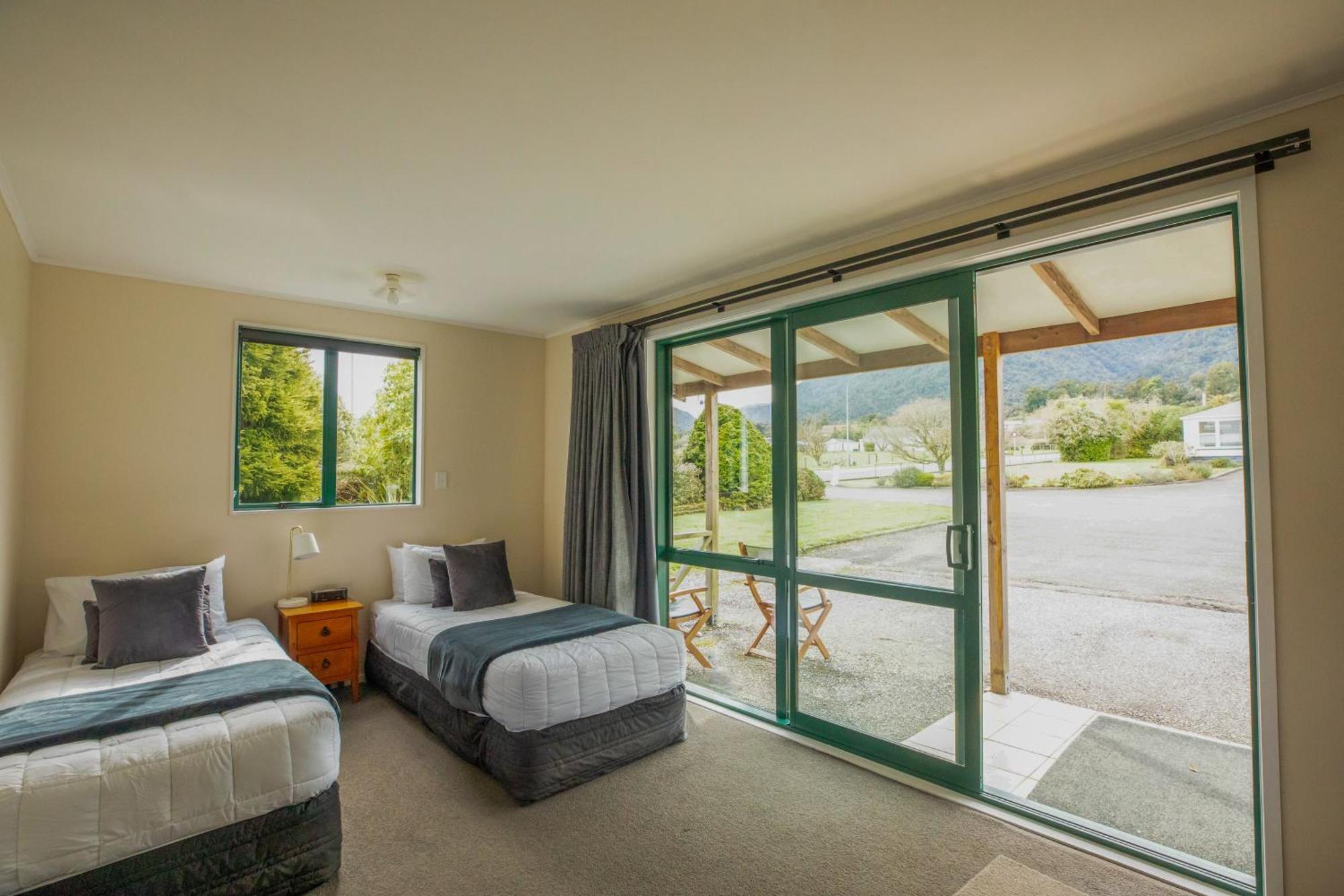Rainforest Motel Fox Glacier Luaran gambar