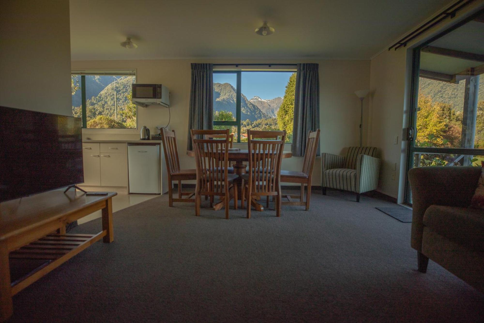 Rainforest Motel Fox Glacier Luaran gambar