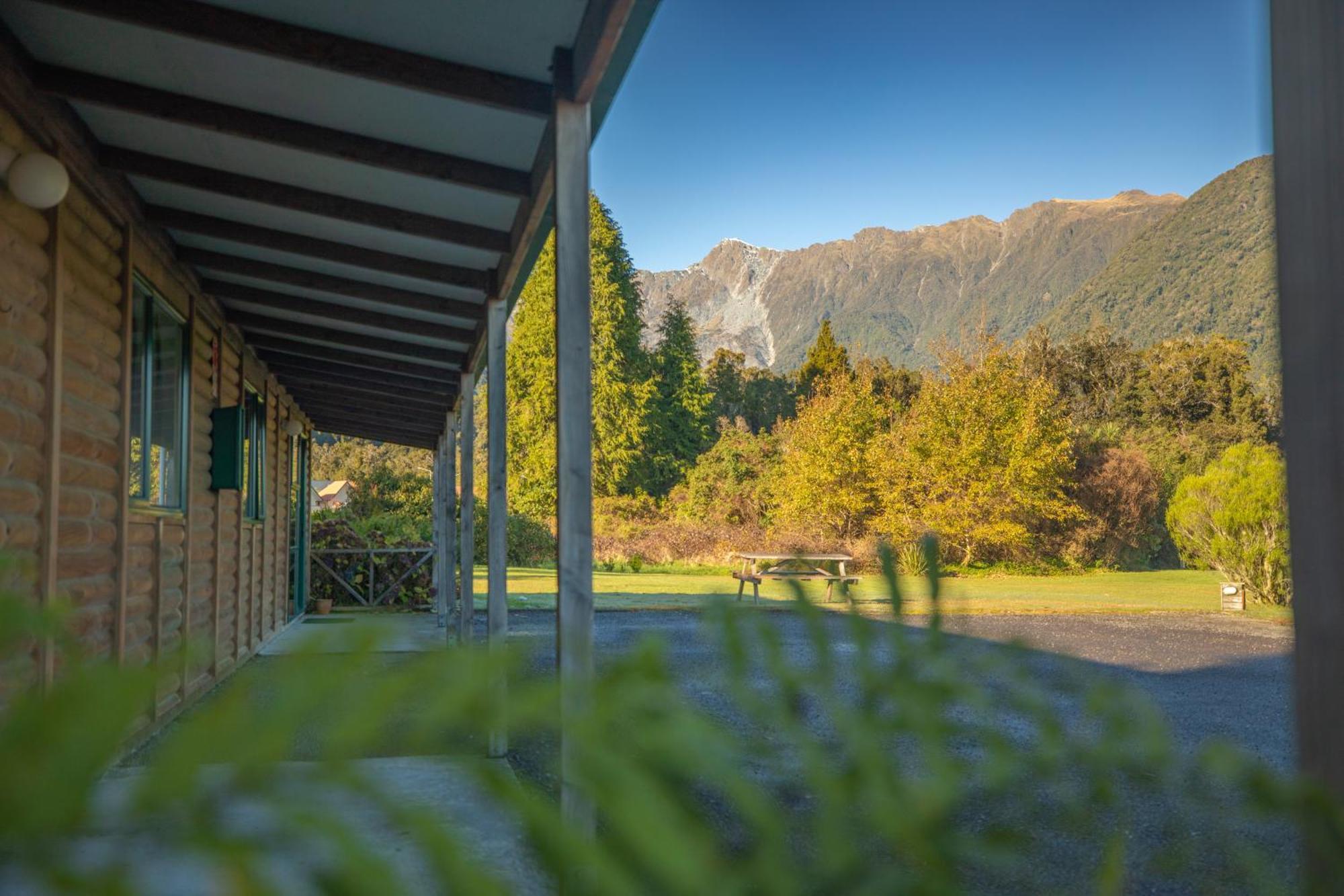 Rainforest Motel Fox Glacier Luaran gambar